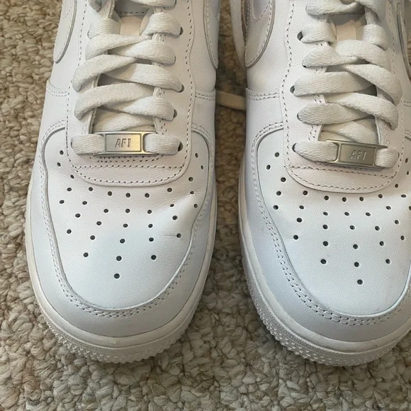 Nike Air Force 1 - Picture 9 of 11